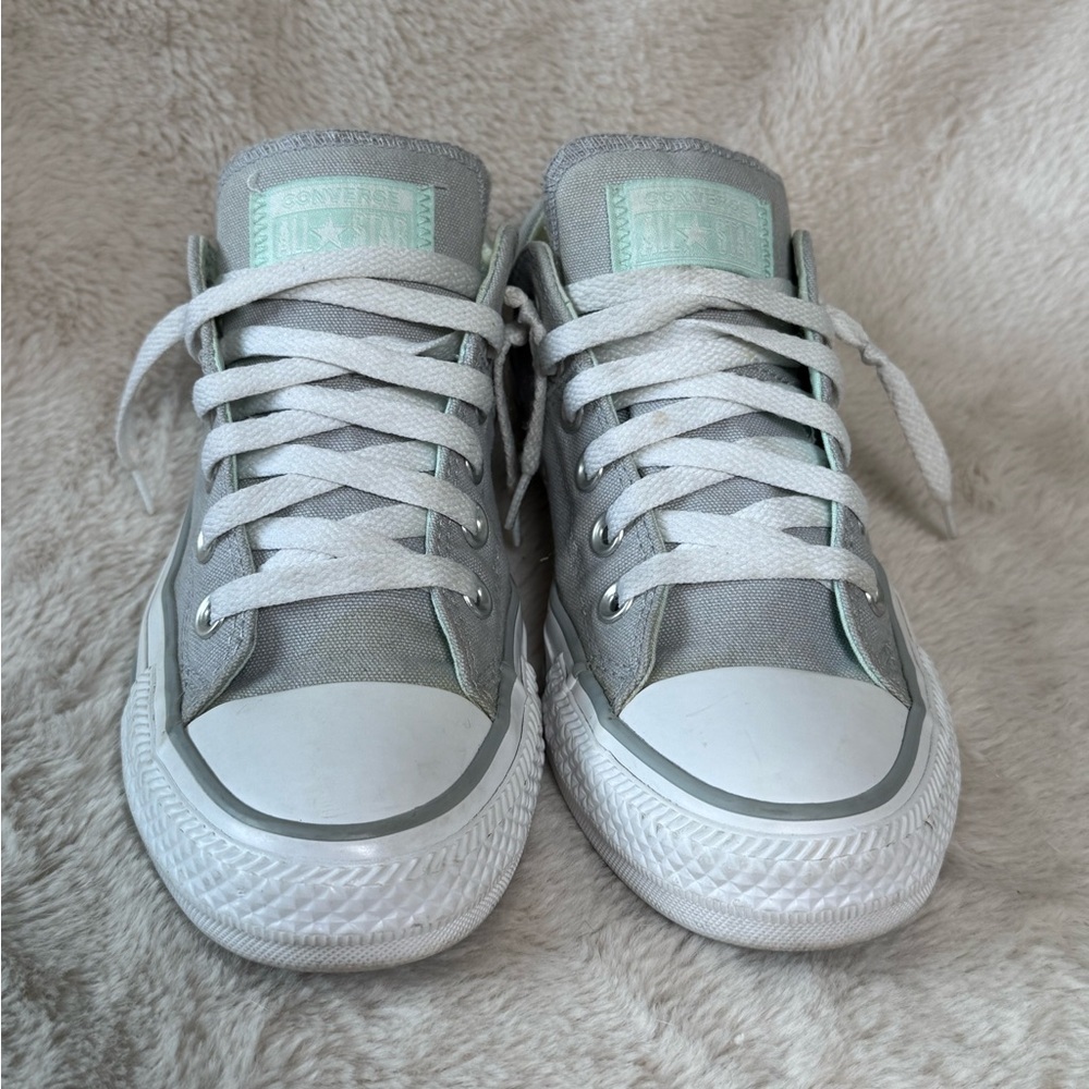 Converse All Stars Chuck Taylor Low Top Sneakers Womens Sz 7 - Picture 2 of 6